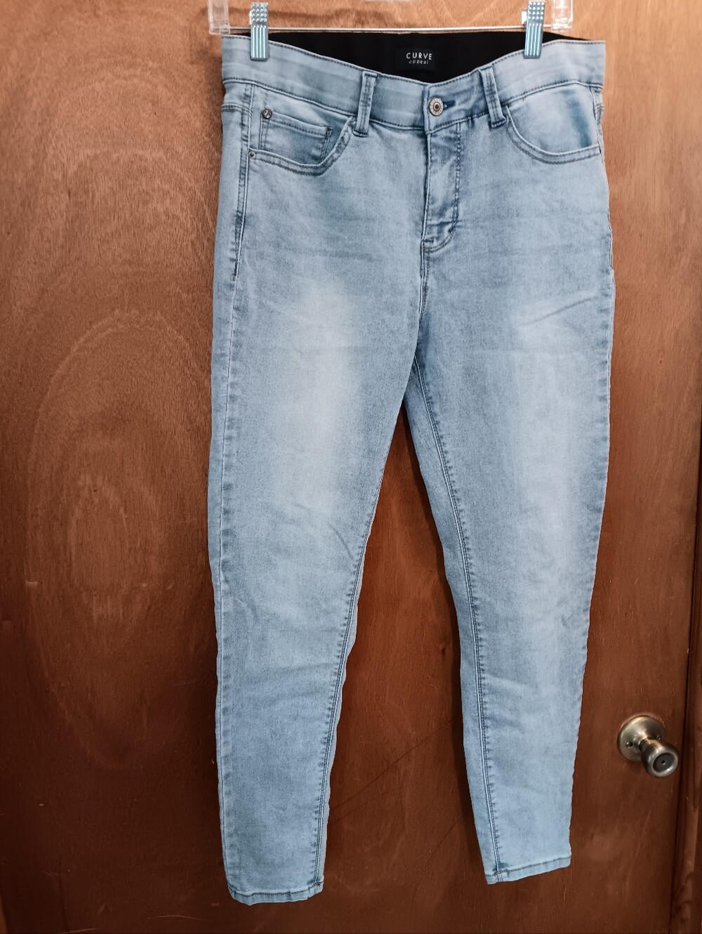 Light Wash Women's Jeans - Light Blue